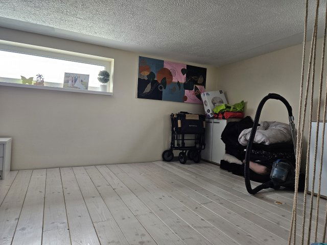 Eladó ikerház, Veszprémben 112 M Ft, 3+1 szobás