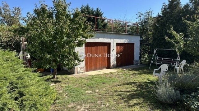 Eladó családi ház, Kistarcsán 125 M Ft, 5 szobás