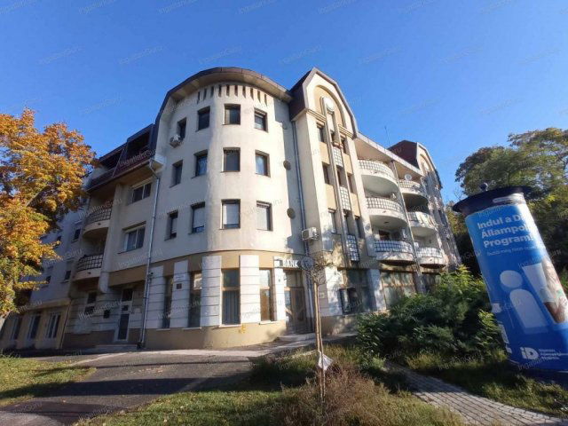 Eladó üzlethelyiség, Kecskeméten 225 M Ft / költözzbe.hu