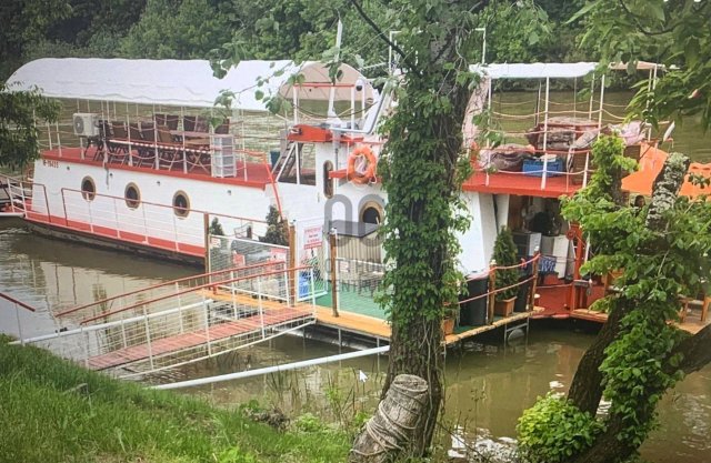 Eladó nyaraló, Rakamazon 37.5 M Ft, 2 szobás