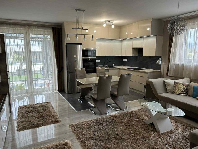 Kiadó téglalakás, albérlet, Tatán 290 E Ft / hó, 2 szobás