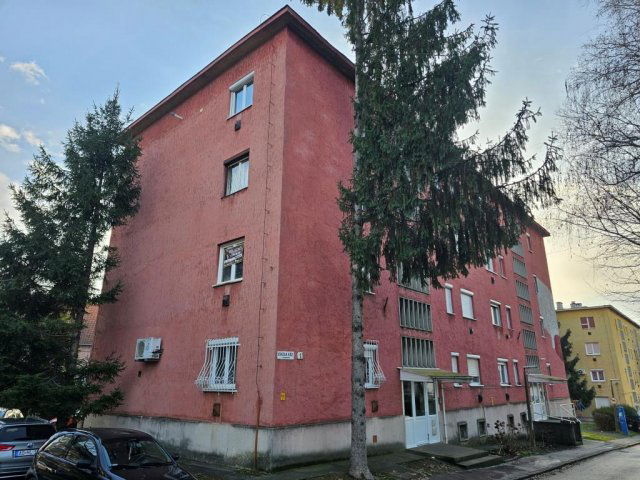 Eladó téglalakás, Kaposváron, Iskola közben 29.9 M Ft