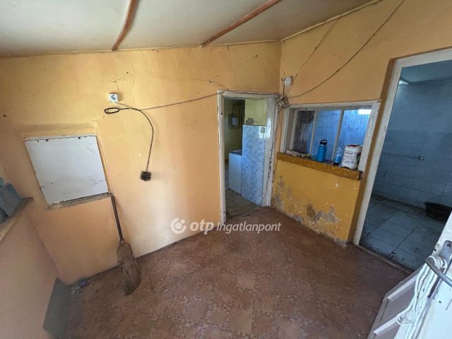 Eladó családi ház, Hajdúszoboszlón 15 M Ft, 1+1 szobás