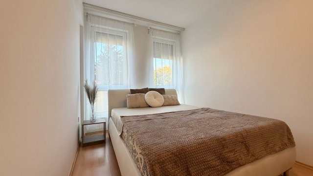 Kiadó téglalakás, albérlet, Debrecenben 275 E Ft / hó, 2 szobás