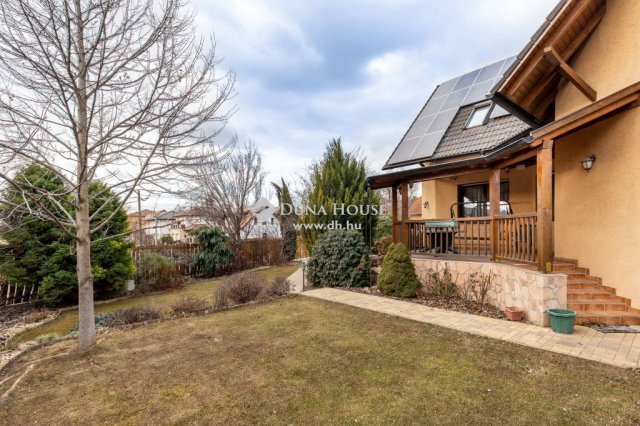 Eladó családi ház, Kistarcsán 329 M Ft, 5 szobás