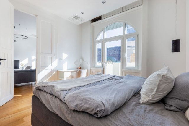 Eladó téglalakás, Budapesten, V. kerületben 325 M Ft, 4 szobás