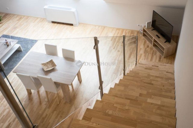 Eladó téglalakás, Budapesten, VII. kerületben 136.9 M Ft