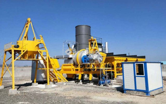 Eladó ipari ingatlan, Hódmezővásárhelyen 109.9 M Ft