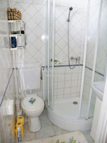 Eladó nyaraló, Gárdonyban 89.5 M Ft, 6 szobás