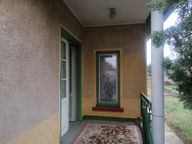 Eladó családi ház, Kamuton 8.99 M Ft, 3 szobás