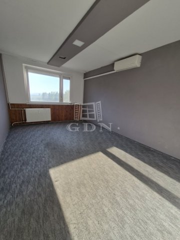 Eladó panellakás, Budapesten, XVIII. kerületben 47.99 M Ft