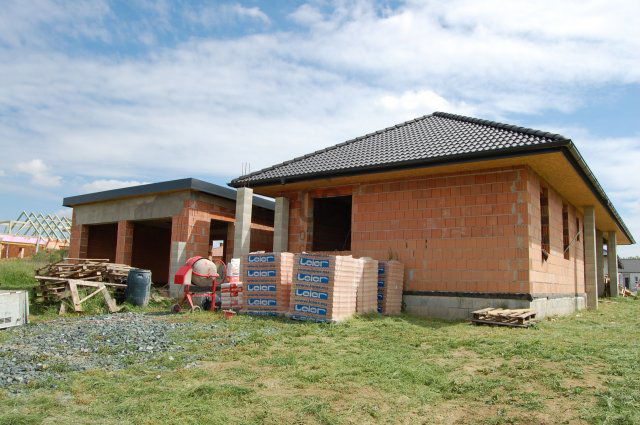 Eladó ikerház, Szombathelyen 89.5 M Ft, 4 szobás