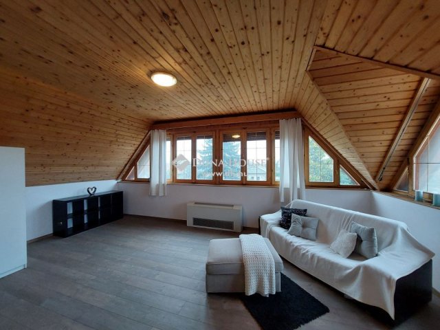Eladó családi ház, Székesfehérvárott 194.9 M Ft, 5+2 szobás