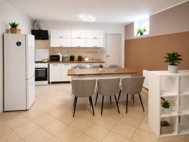 Eladó családi ház, Zsámbokon 40 M Ft, 3 szobás