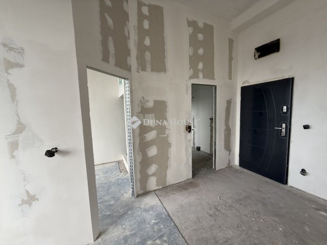 Eladó iroda, Budapesten, XXI. kerületben 32 M Ft, 2 szobás