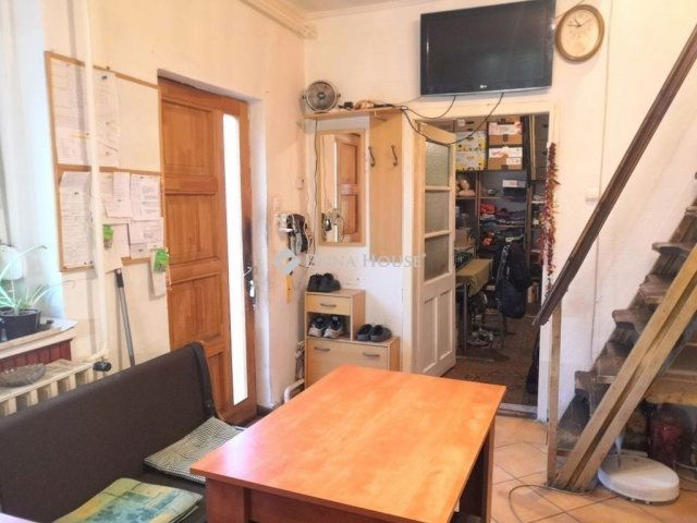 Eladó családi ház, Budapesten, XV. kerületben 75 M Ft