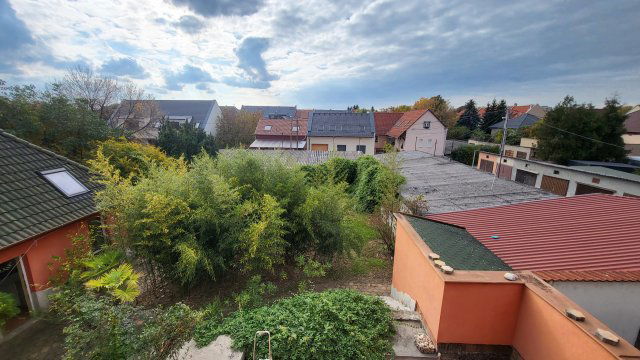 Eladó téglalakás, Egerben 70 M Ft, 2 szobás