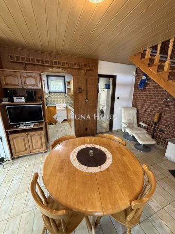 Eladó családi ház, Alsóörsön 92.5 M Ft, 3 szobás