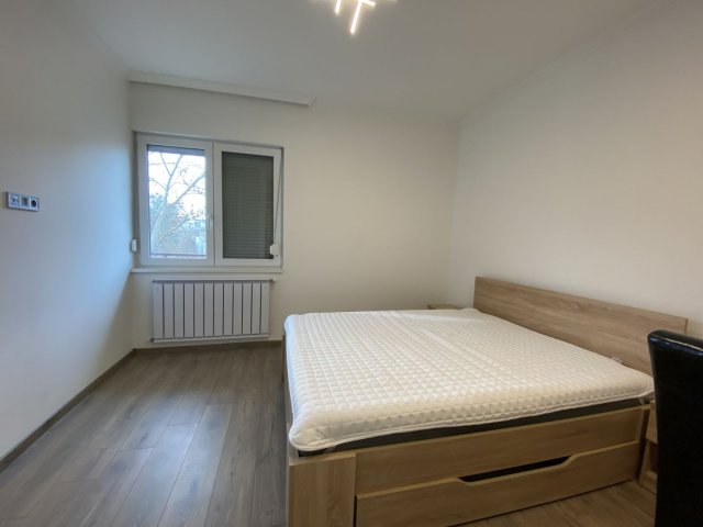 Eladó téglalakás, Debrecenben 92.5 M Ft, 3 szobás