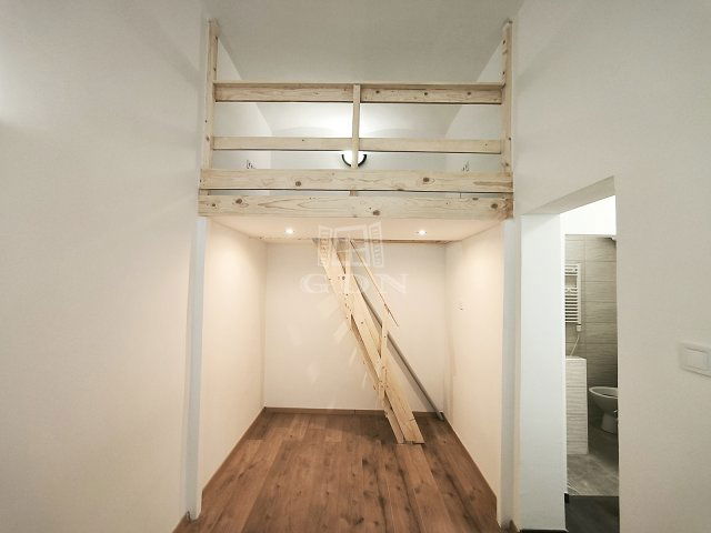 Eladó téglalakás, Budapesten, VII. kerületben 37.9 M Ft