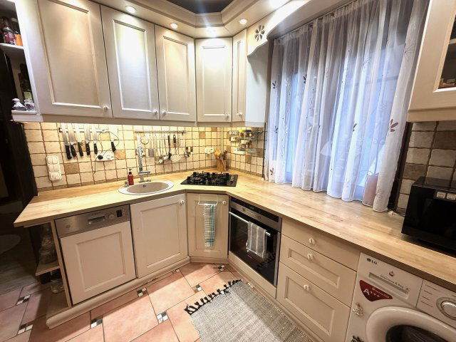 Eladó téglalakás, Budapesten, XV. kerületben 124.5 M Ft