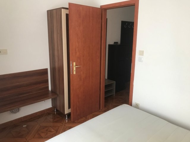 Kiadó téglalakás, albérlet, Pécsett, Rákóczi úton, 2 szobás