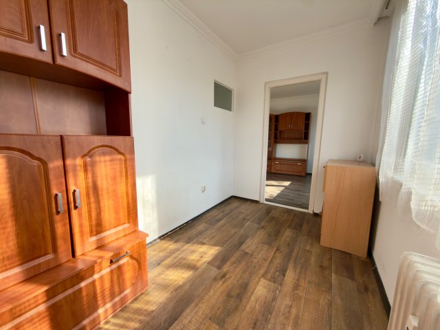 Eladó panellakás, Miskolcon 23.5 M Ft, 1+1 szobás