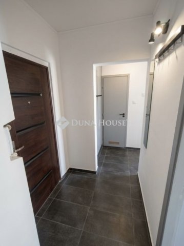 Eladó panellakás, Budapesten, XX. kerületben 57.9 M Ft, 2 szobás