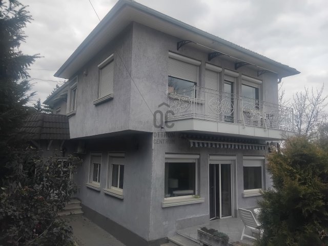 Eladó ikerház, Budapesten, XII. kerületben 420 M Ft, 4 szobás