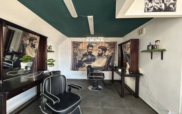 Eladó üzlethelyiség, Budapesten, IV. kerületben, Baross utcában