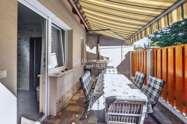 Eladó családi ház, Pomázon 218.5 M Ft, 3 szobás