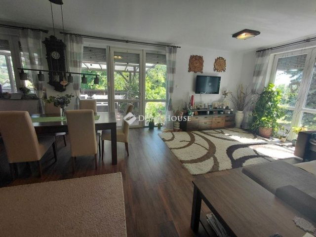 Eladó családi ház, Pomázon 179 M Ft, 5 szobás