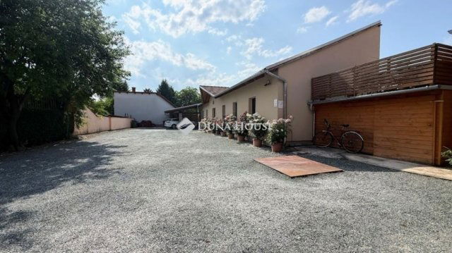 Eladó családi ház, Szentgotthárdon 129.9 M Ft, 5 szobás