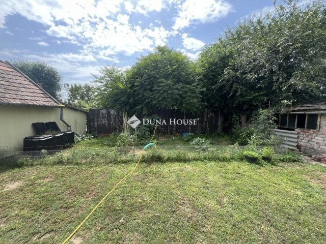 Eladó családi ház, Kisteleken 42.5 M Ft, 2 szobás