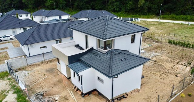 Eladó családi ház, Sárváron 139.9 M Ft, 4 szobás