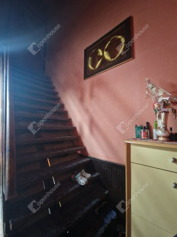 Eladó családi ház, Bábolnán 42 M Ft, 4 szobás