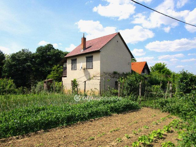 Eladó nyaraló, Kaposváron 14.3 M Ft, 1 szobás