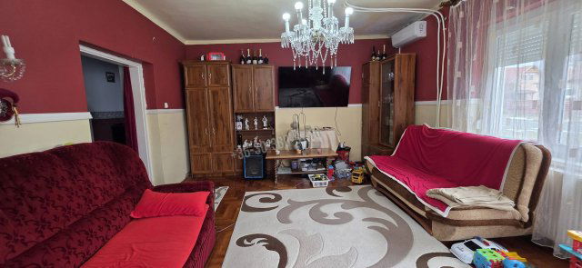 Eladó családi ház, Baracson 59.9 M Ft, 5+1 szobás