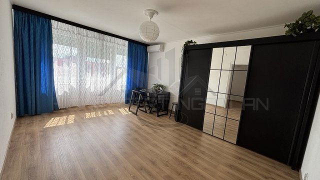 Eladó panellakás, Budapesten, X. kerületben 53.9 M Ft, 2 szobás