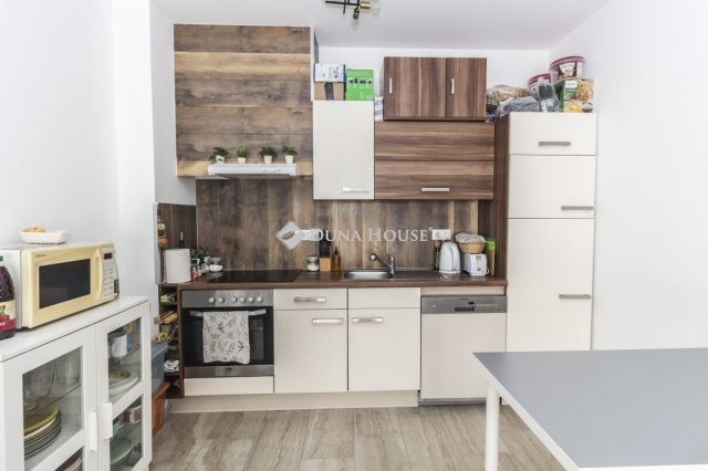 Kiadó téglalakás, albérlet, Szombathelyen 190 E Ft / hó