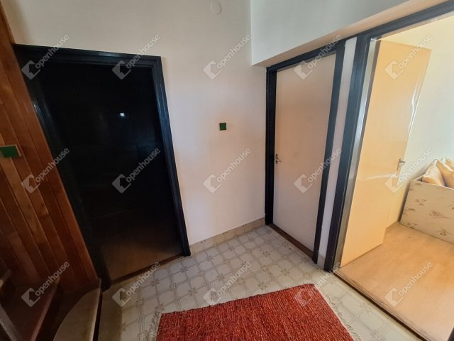 Eladó családi ház, Somlószőlősön 39.8 M Ft, 4 szobás