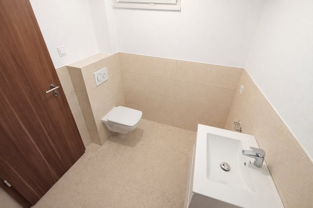 Eladó ikerház, Balatonlelleén 165 M Ft, 4 szobás