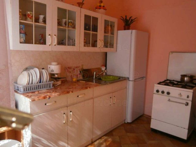 Eladó családi ház, Látrányon 45.2 M Ft, 4 szobás