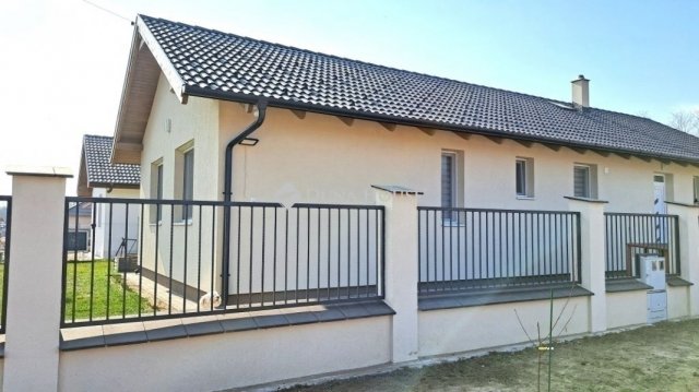 Eladó ikerház, Vasadon 95 M Ft, 4 szobás / költözzbe.hu