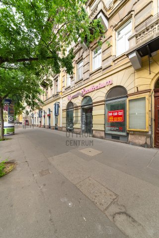 Eladó ipari ingatlan, Budapesten, VIII. kerületben 194.9 M Ft