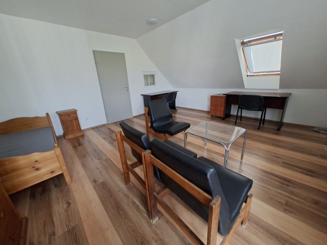 Kiadó téglalakás, albérlet, Egerben 140 E Ft / hó, 2 szobás
