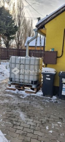 Eladó családi ház, Székesfehérvárott 49.999 M Ft, 2 szobás