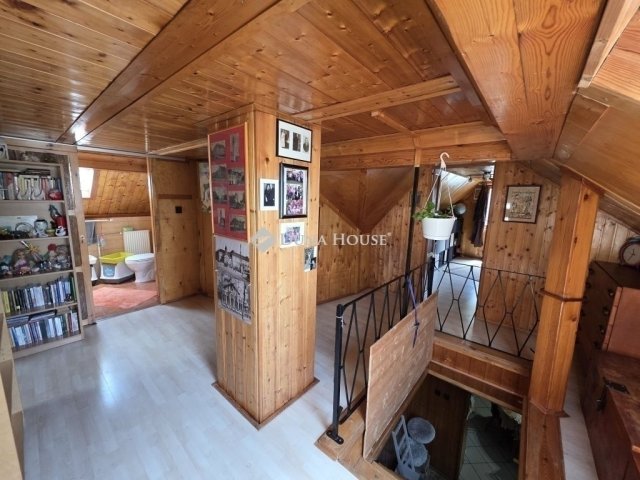 Eladó családi ház, Monoron 89.9 M Ft, 6 szobás