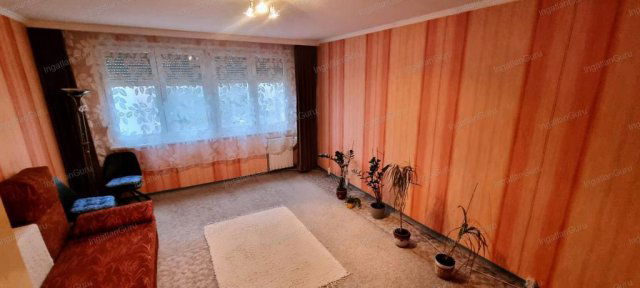 Eladó panellakás, Kecskeméten 44.5 M Ft, 2 szobás