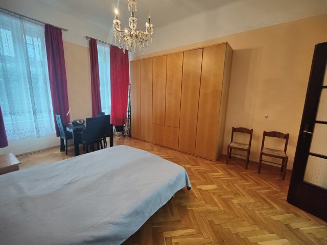 Kiadó téglalakás, albérlet, VII. kerületben, Dohány utcában